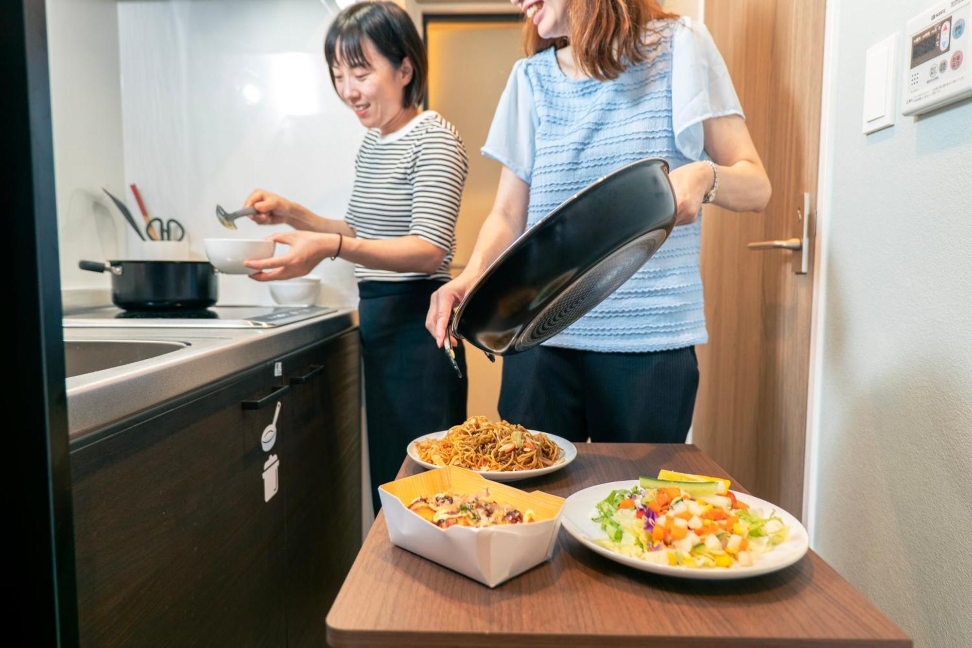 Wellstay Osaka Shinimamiya Station Bagian luar foto