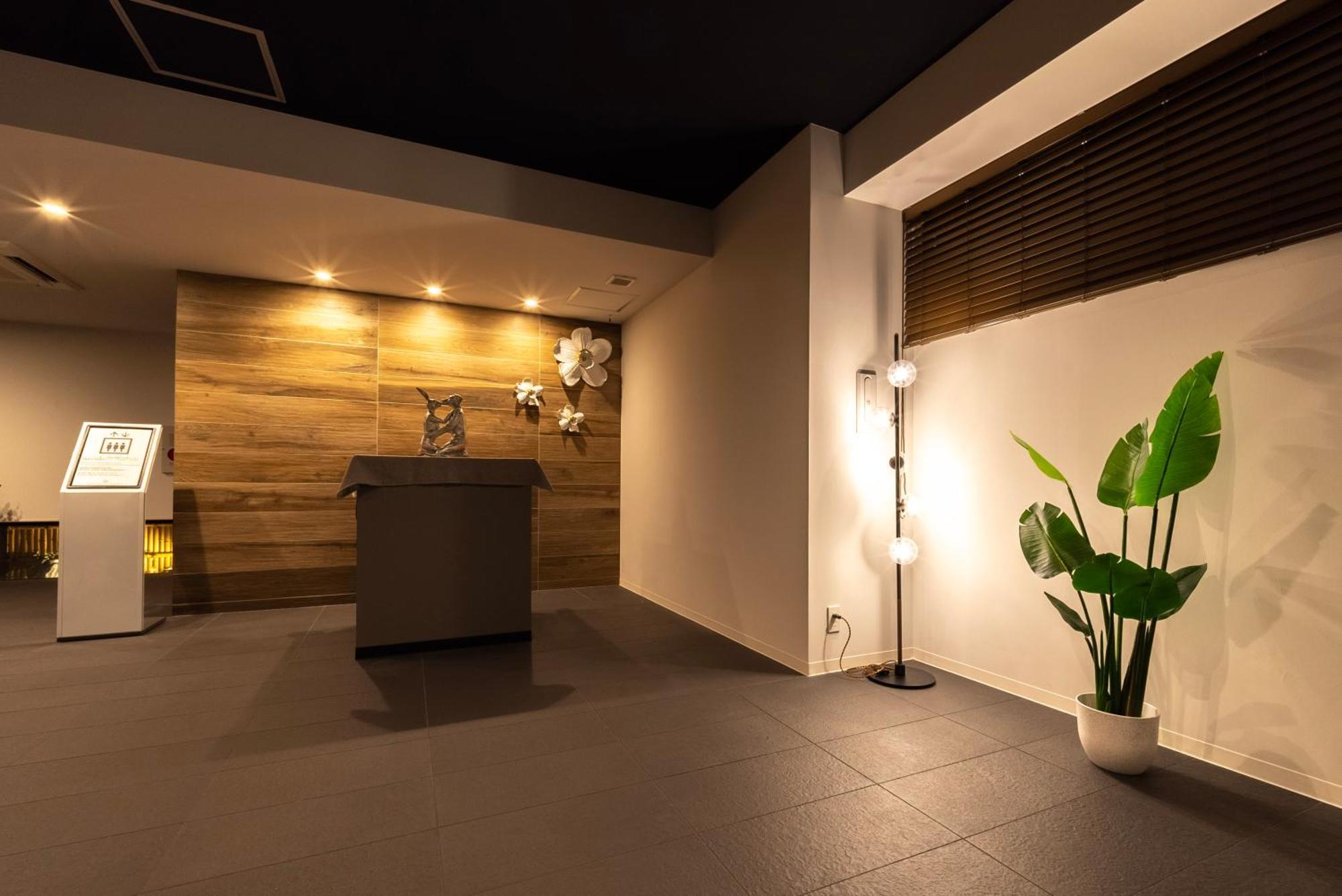 Wellstay Osaka Shinimamiya Station Bagian luar foto