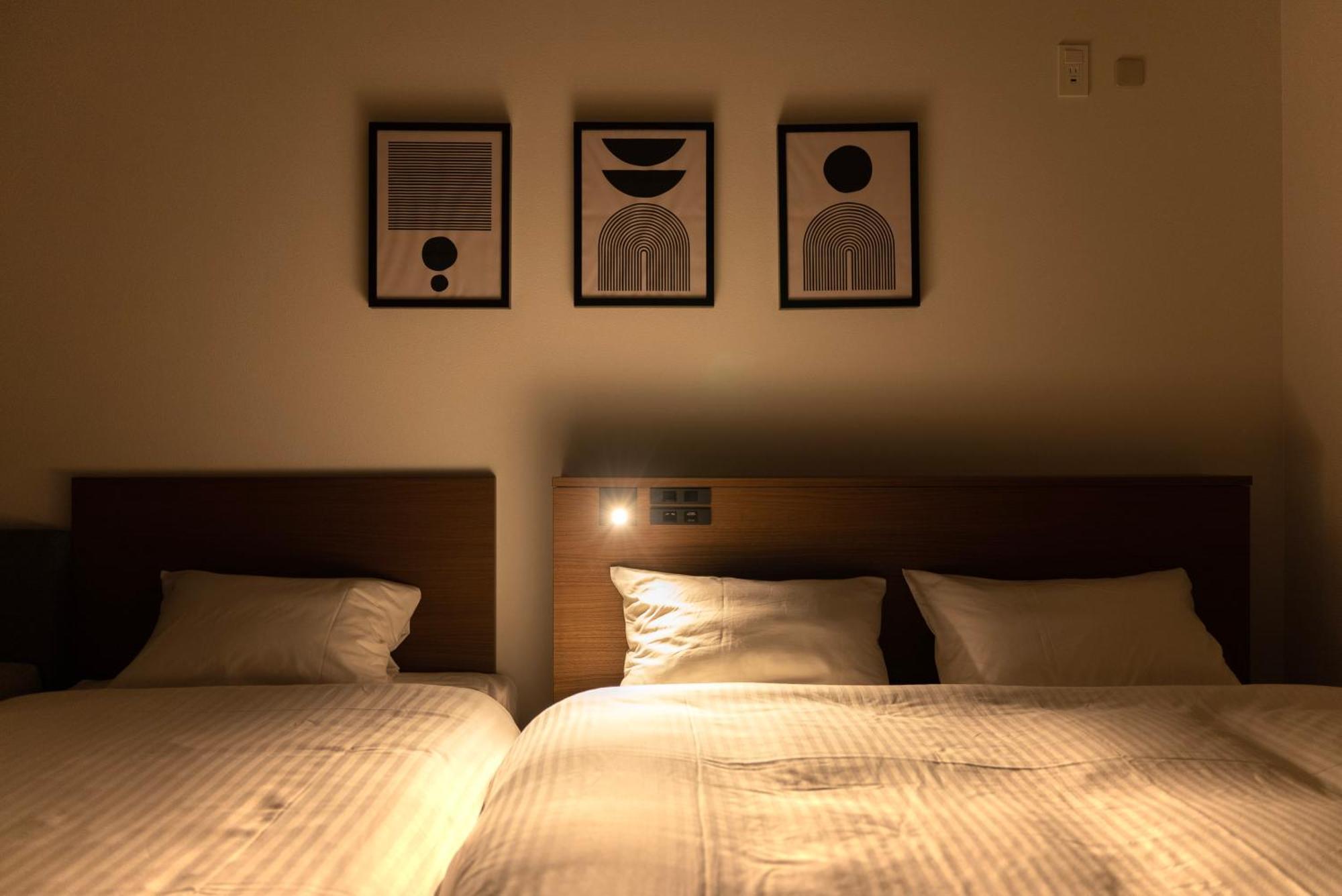 Wellstay Osaka Shinimamiya Station Bagian luar foto